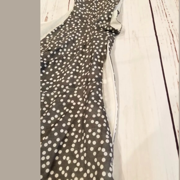 J Crew Top Size 2 Polka Dot Gray & White #208 - Picture 2 of 5